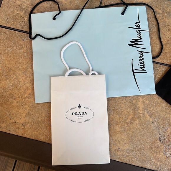 Set of 10 luxury designer shopping bags - Picture 5 of 6